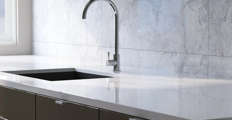 Quartz worktop in a kitchen